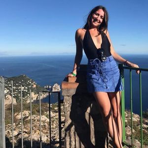 Meet your Posher, Samantha